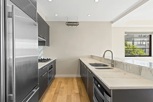 Rented by Corcoran | media 8