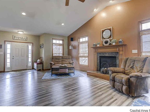 4th image of 800 Elk Crest Ct