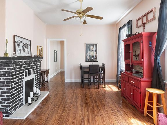 3rd image of 516 S Scott St #516