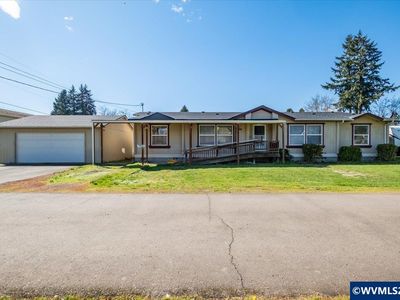 1184 27th Ave, Sweet Home, OR, 97386