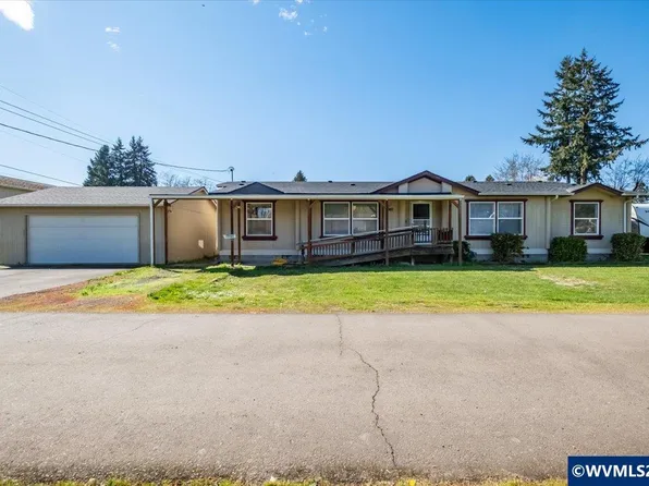 1184 27th Ave, Sweet Home, OR 97386