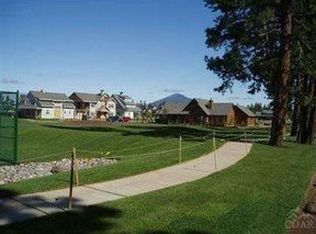 593 S Pine Meadow St, Sisters, OR 97759