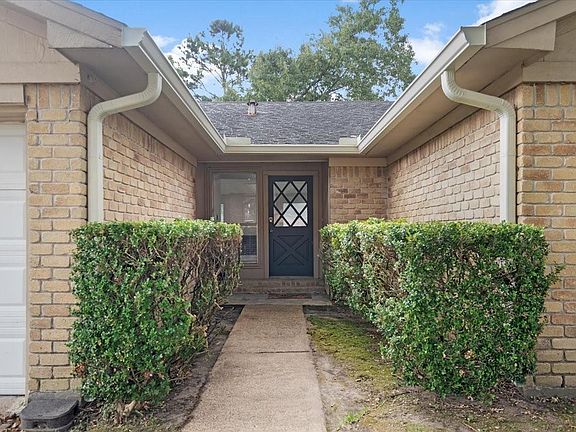 4th image of 18734 Twigsworth Ln
