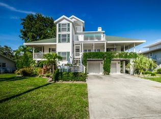 107 Carlyle Dr, Palm Harbor, FL 34683