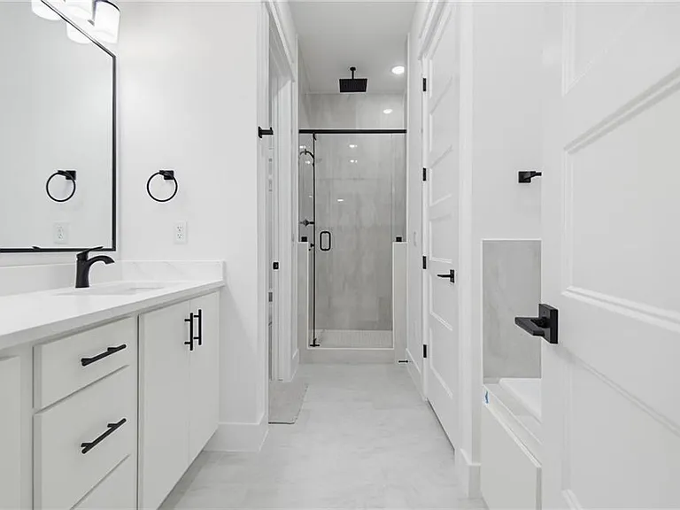 431 Hedge Dr — Photo 14