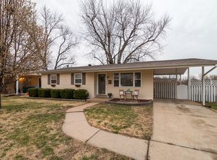 1475 Tahoe Dr, Florissant, MO 63031