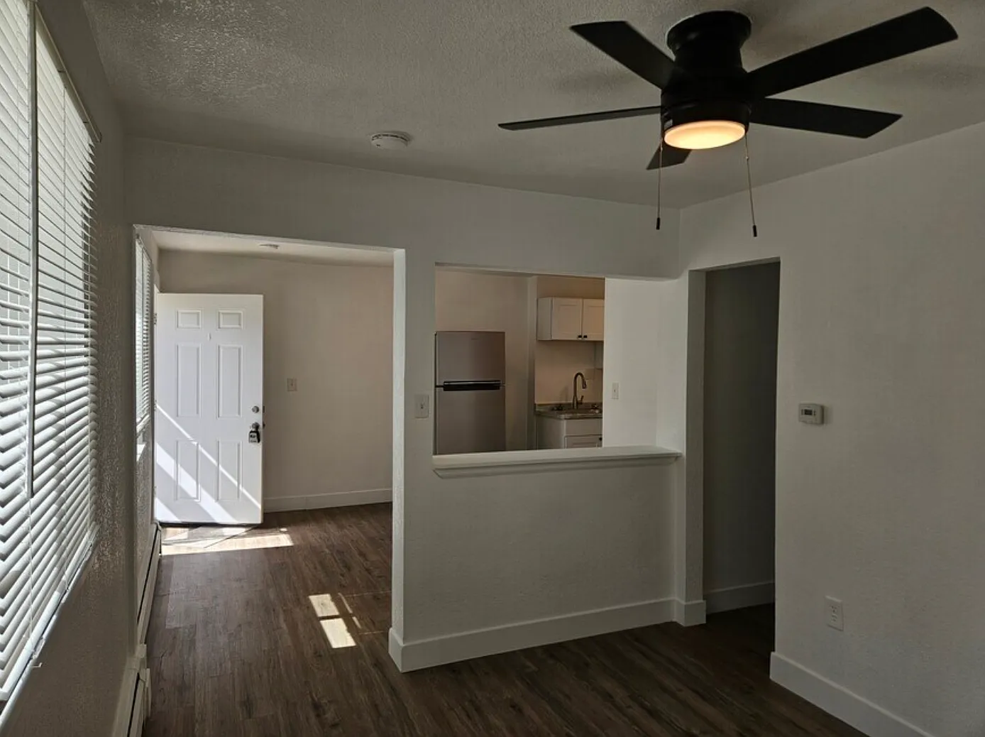 1 bed, 586 sqft, $1,350 — Photo 2