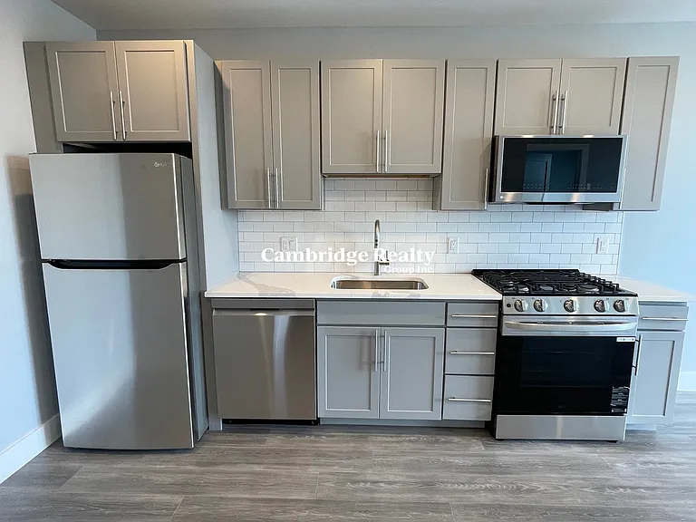 365 Western Ave #409T — Photo 3