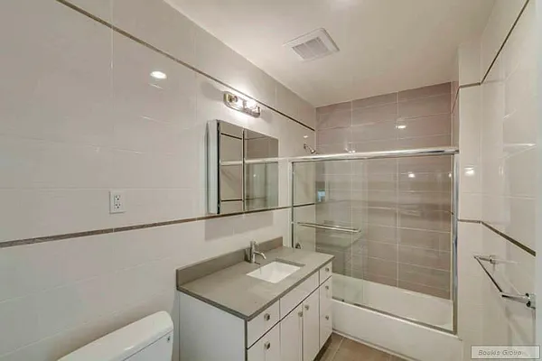 Sold by Bouklis Group | media 12