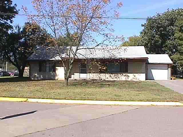 1st image of 1359 Crescent Dr