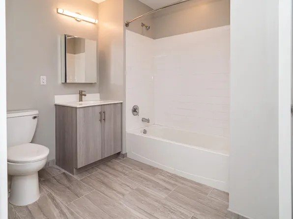 201 Cornelison Avenue image 10 of 12