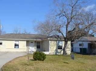 801 Majorca Dr, Houston, TX 77076