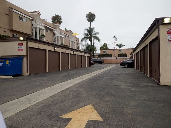 3rd image of 7701 Yorktown Ave #7