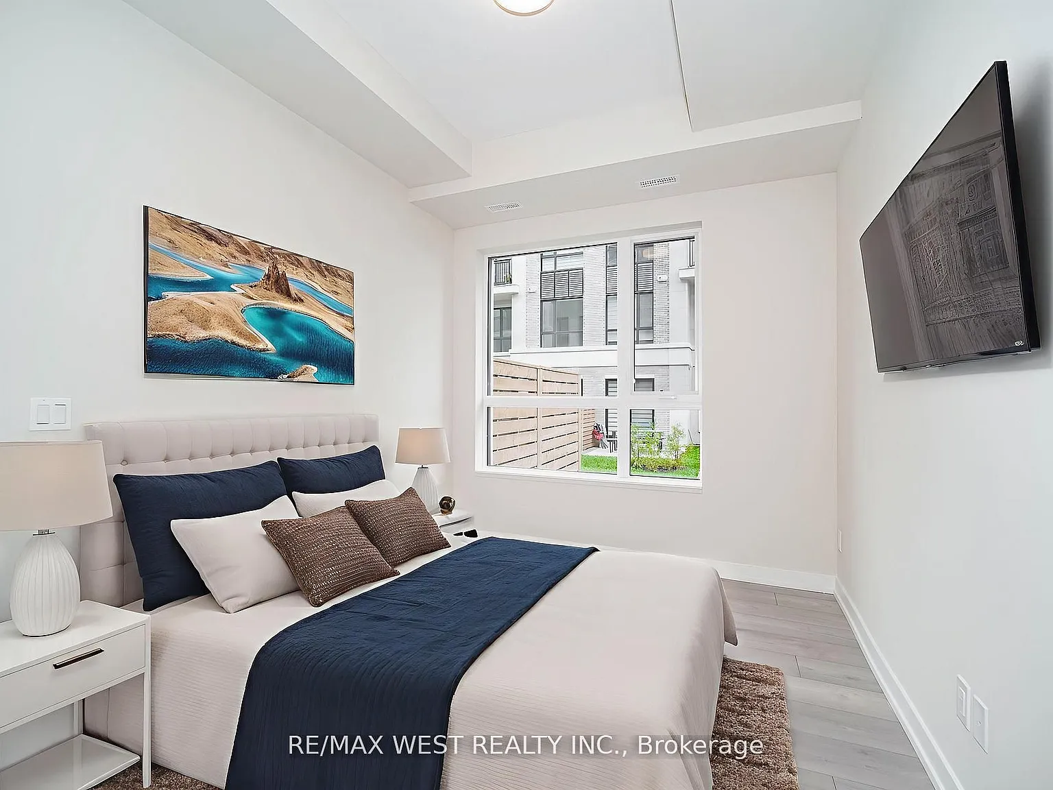 2 bed, $3,100 — Photo 4