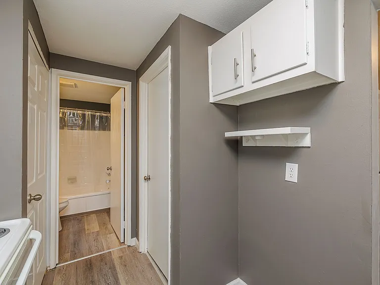 163 E Bridge St #203 — Photo 6