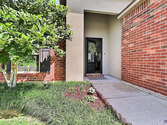 2nd image of 11405 Ashwood Ct