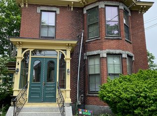 55 Summer St APT 3, Dover, NH 03820