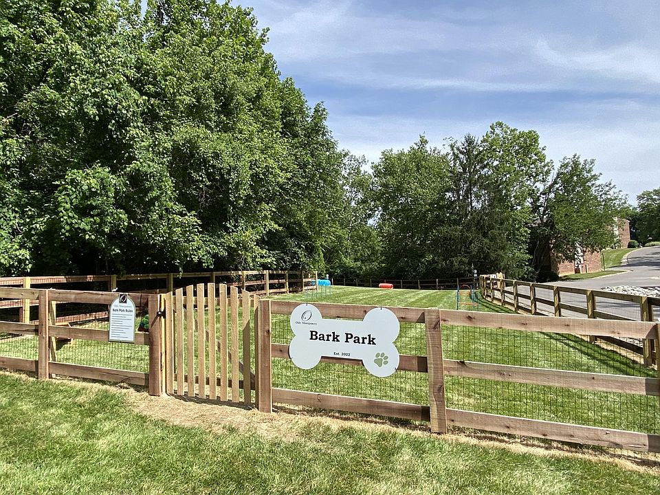 Olde Montgomery Bark Park