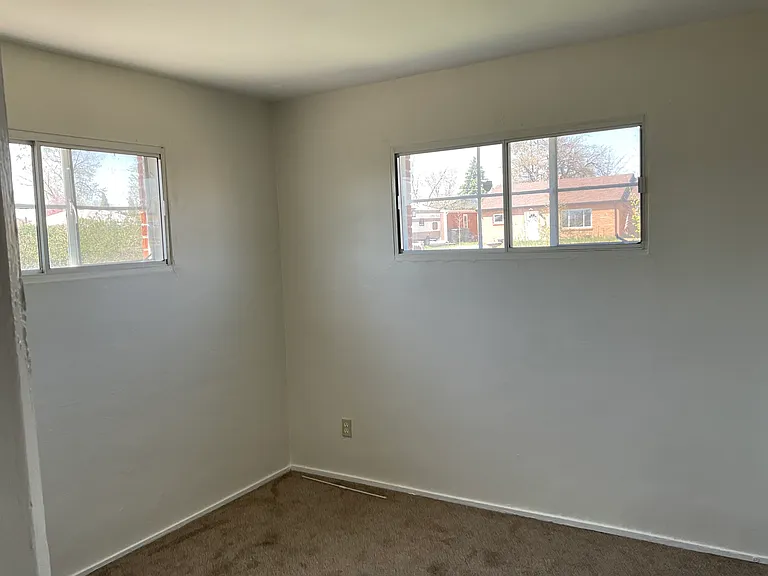 9191 Gail Ct — Photo 3