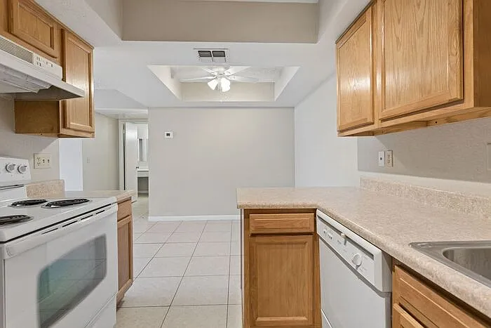 4444 E Paradise Ln #129 — Photo 9