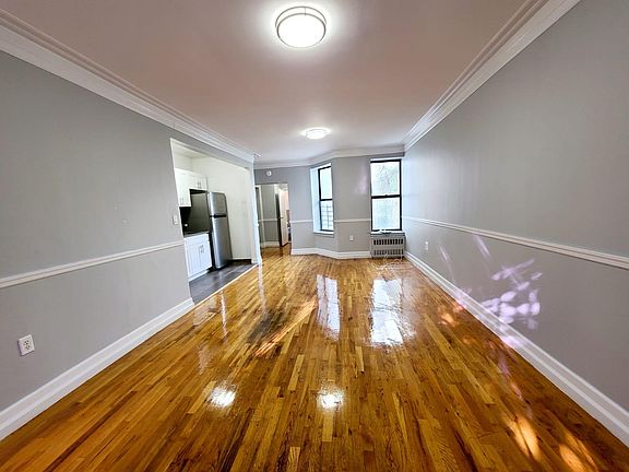 3rd image of 731 E 147th St #1H