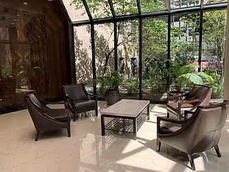 Rented by R New York