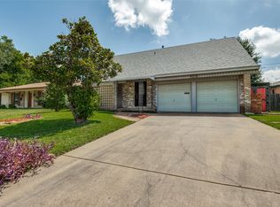 1210 McHam St, Irving, TX 75062