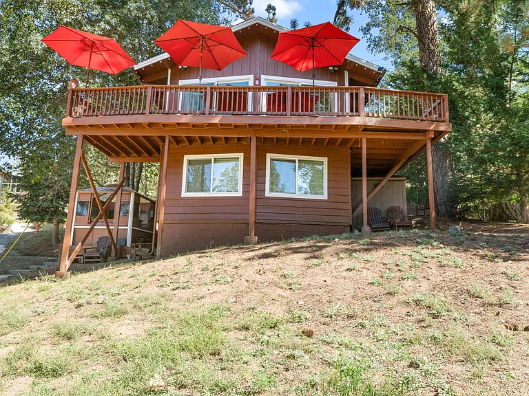 944 Knickerbocker Rd — Photo 34