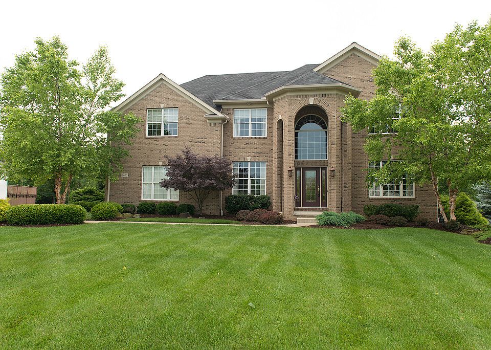 1st image of 18650 Stony Point Dr