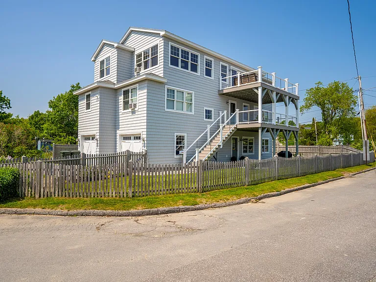 4 Fisherman Ln — Photo 69
