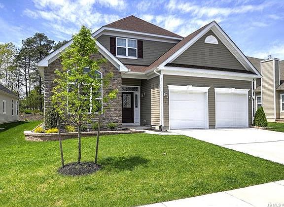 2nd image of 8 Beach Haven Way
