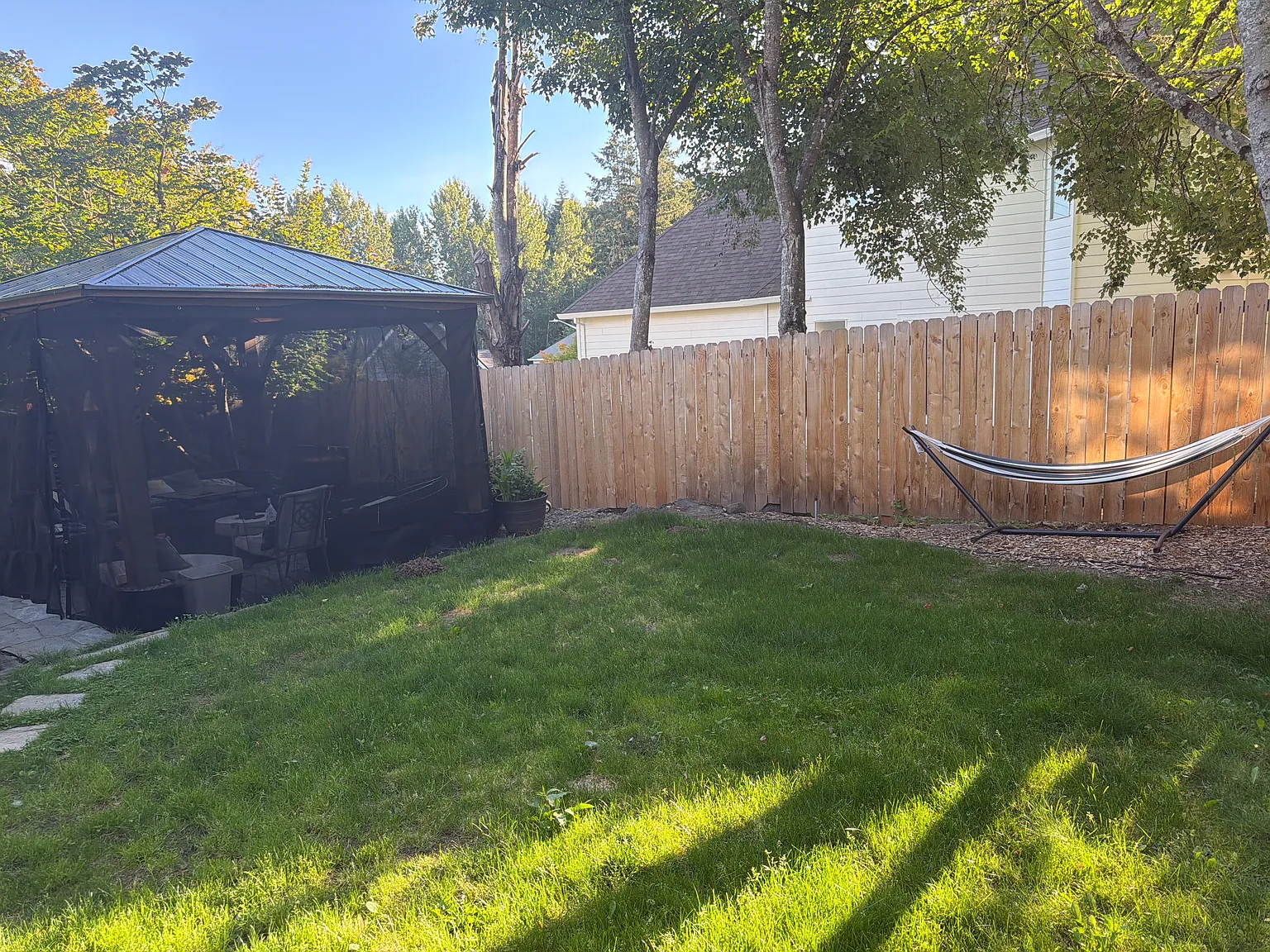 4 bed, 2.5 bath, 2618 sqft, $3,500 — Photo 3