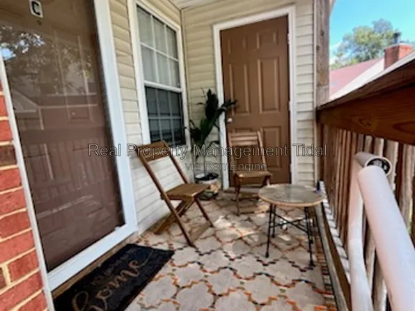 208 Quarter Trl APT C, Newport News, VA 23608