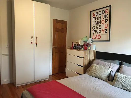 Rented by LDMI Realty Group LLC | media 23