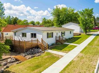 526 Lake St E, Chisholm, MN 55719