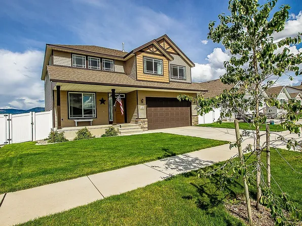 696 W Tennessee Ave, Post Falls, ID 83854