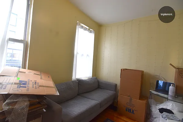 Rented by Triplemint | media 26