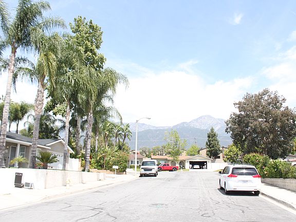 3rd image of 6744 Pasito Ave