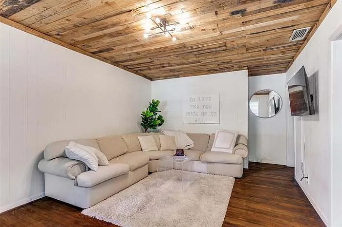 1705 Fairmount Ave #B — Photo 3