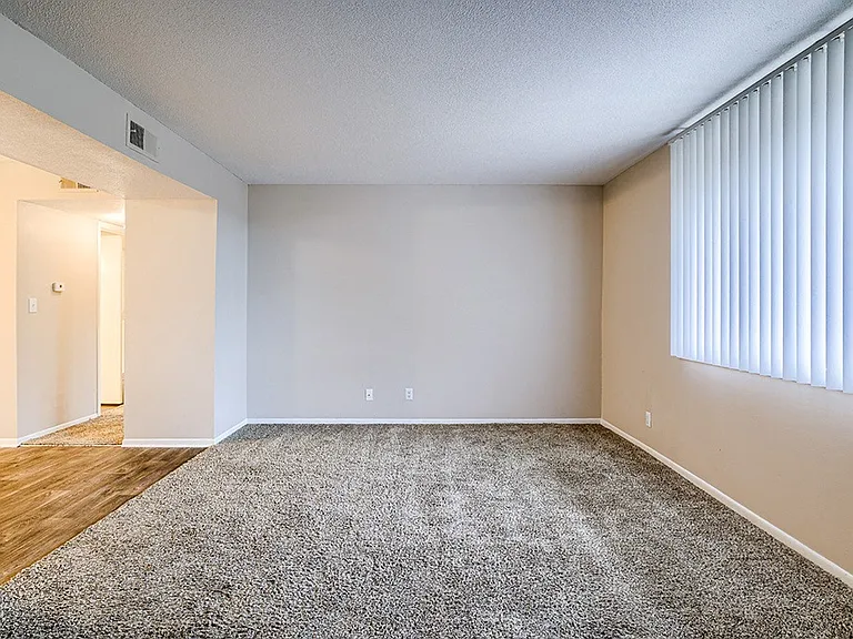 One Bedroom A (Renovated) - 1 Bed / 1 Bath - 720 Sq.Ft.