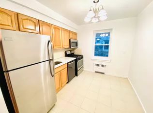 66-42 69th St #1A, Middle Village, NY 11379