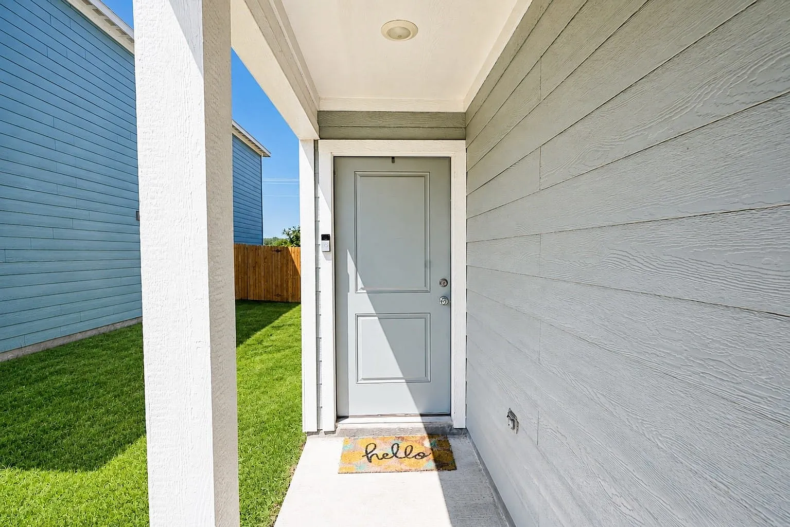 3 bed, 2.5 bath, 1213 sqft, $1,725 — Photo 3