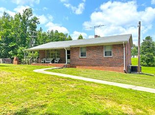 6951 Patrick Henry Hwy, Meherrin, VA 23954