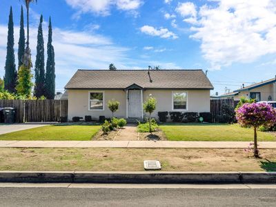 1524 E Fountain Way, Fresno, CA, 93704