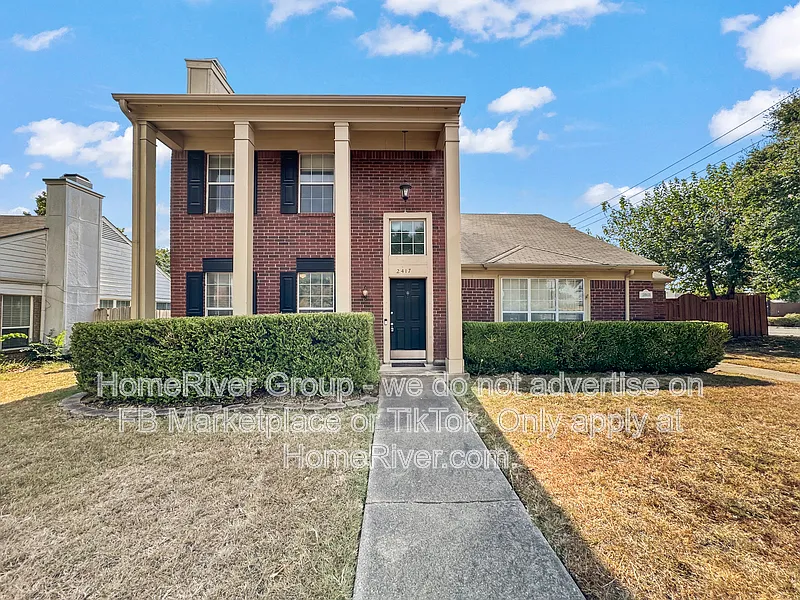 2417 Forestbrook Dr