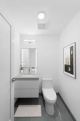 Bathroom, photo 1