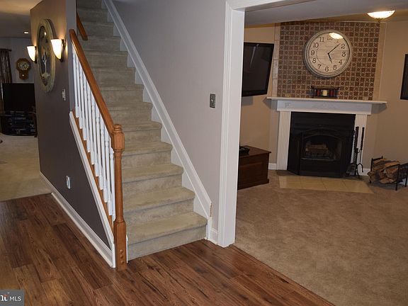 5th image of 15018 Liberty Ln