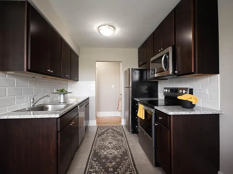 6720 N. Sheridan — Photo 27