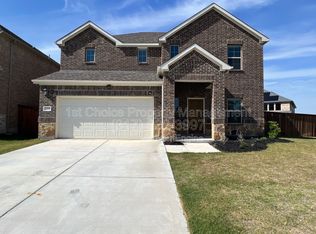 225 Lemley Dr, Fort Worth, TX 76131