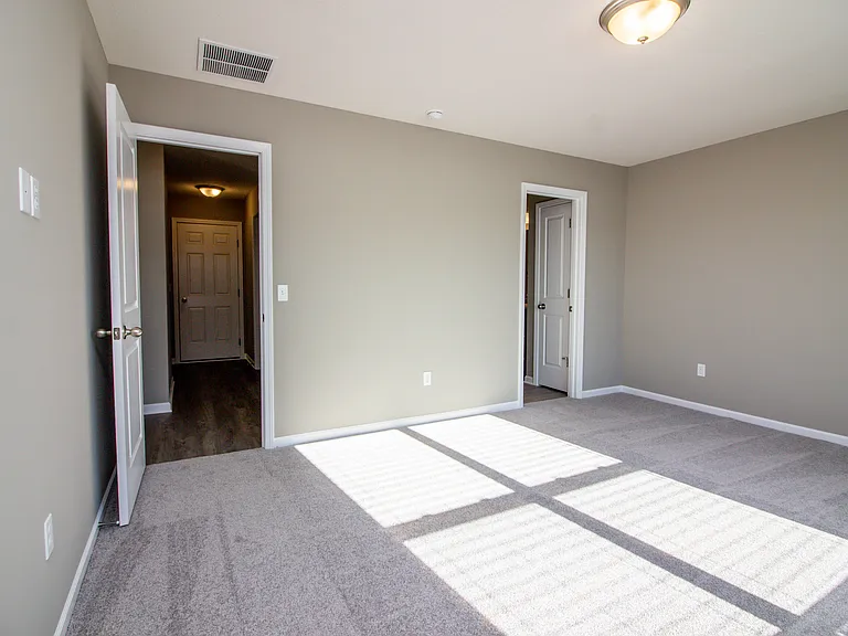 14387 Rimini Cv — Photo 19